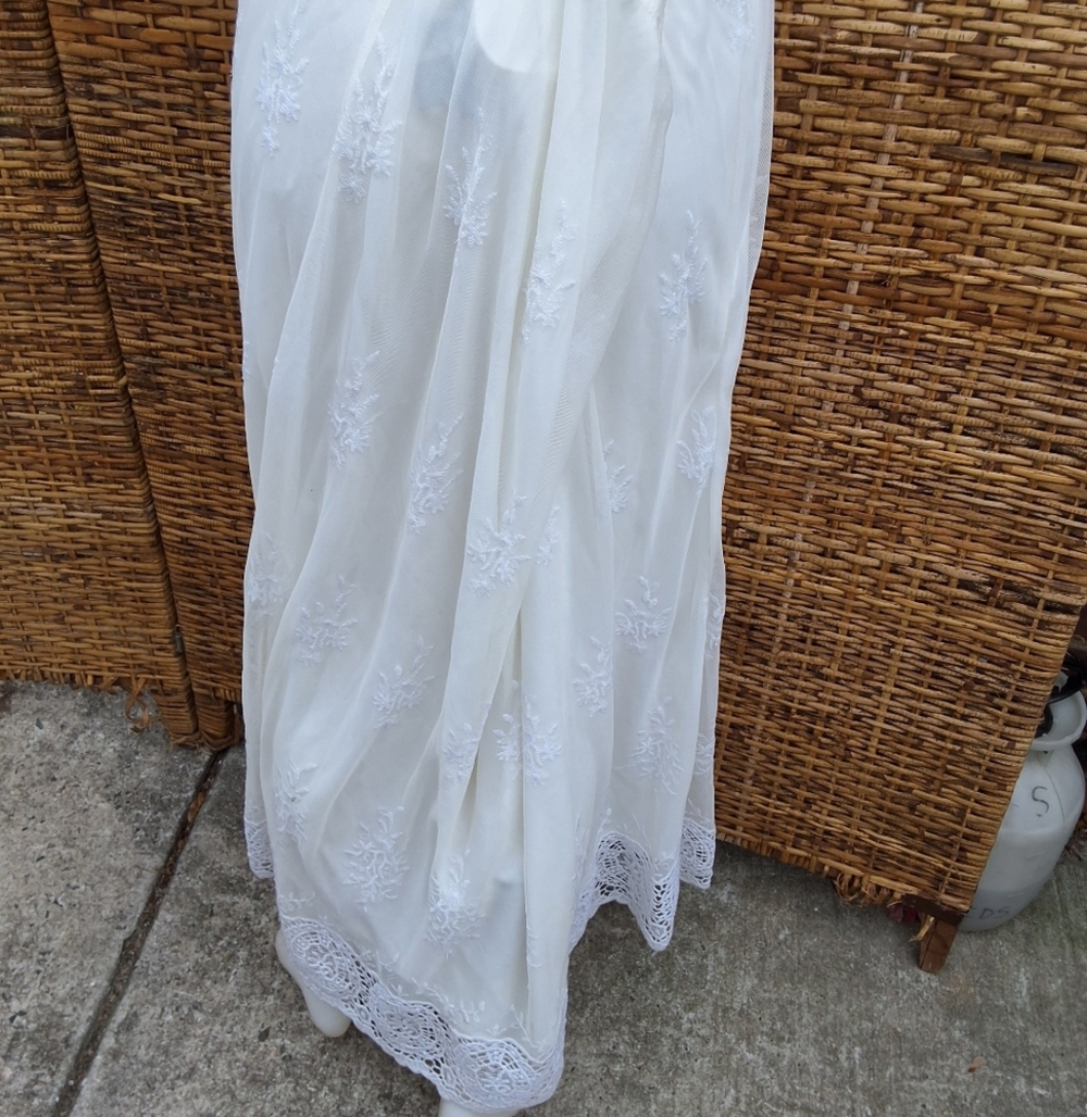 Antthony Plus Size Neutral Lace Overlay White Skirt 3X - Picture 4 of 12